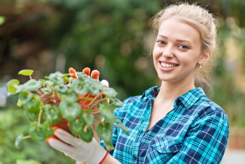 Gardening complaint resolution process